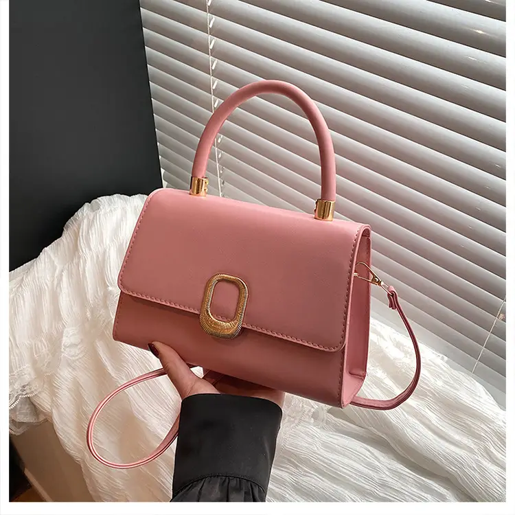 Black Korean Style Square Handbag with Gold Clasp — feature 21