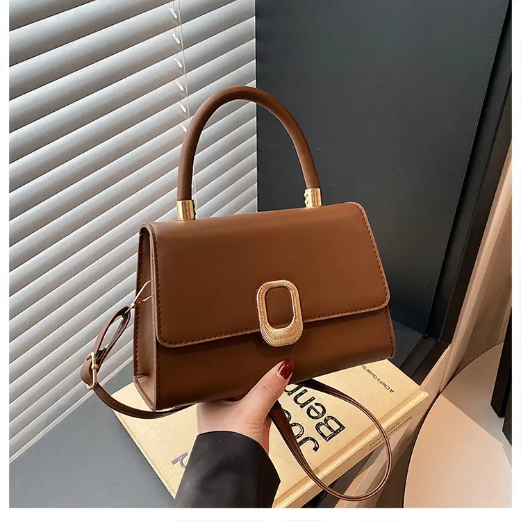 Black Korean Style Square Handbag with Gold Clasp — feature 23