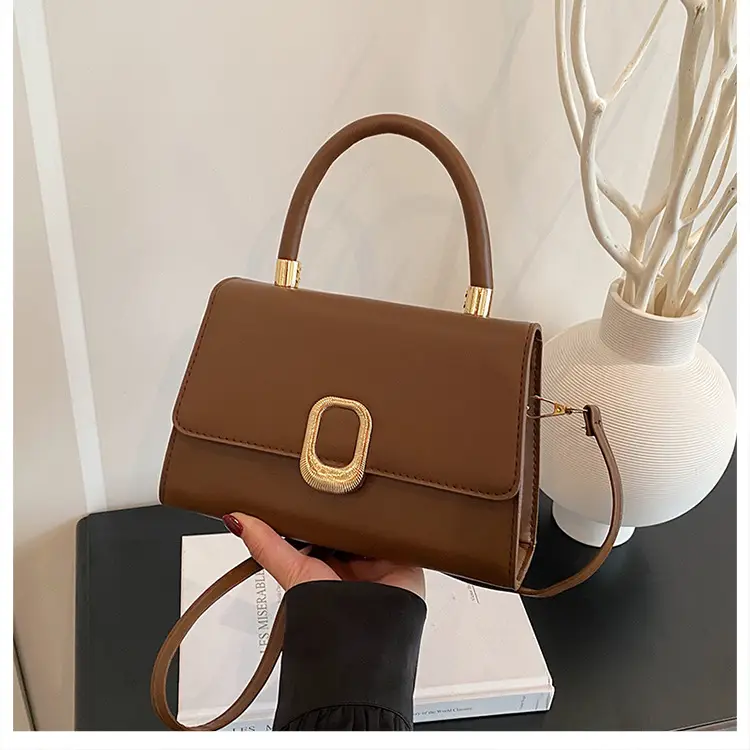 Black Korean Style Square Handbag with Gold Clasp — feature 25