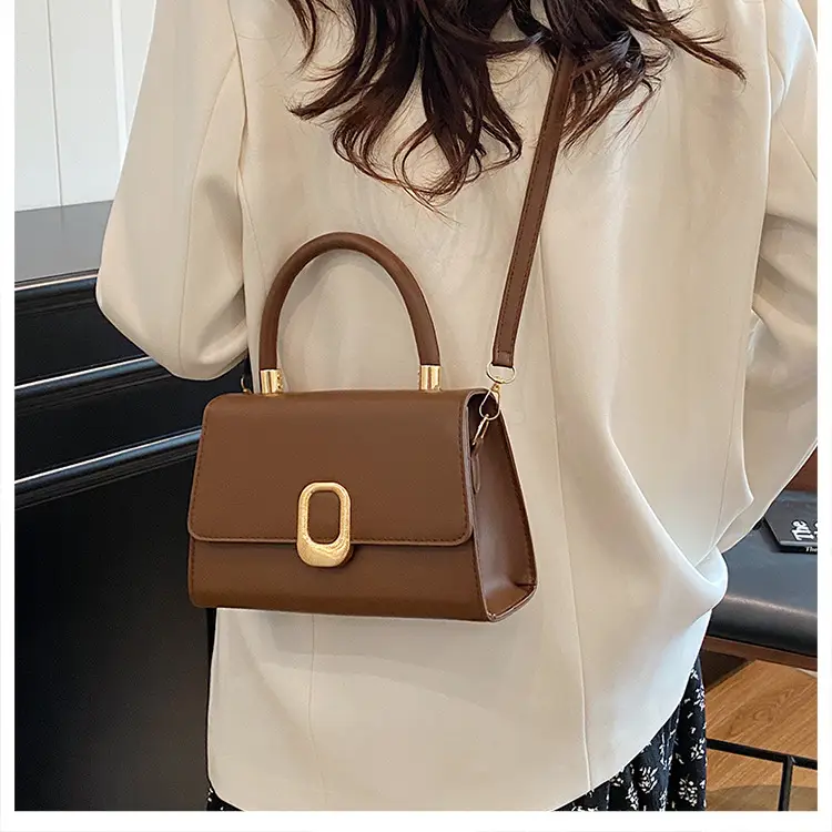Black Korean Style Square Handbag with Gold Clasp — feature 41