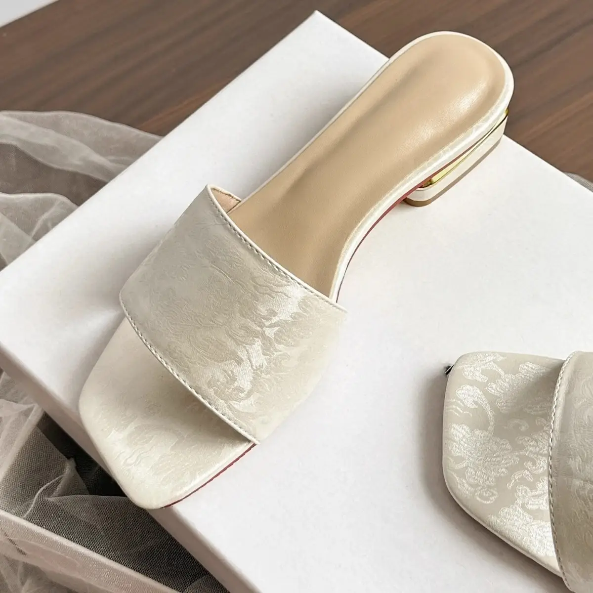 Elegant Chinese Style Flat Slippers for Women 2025 - Image 6