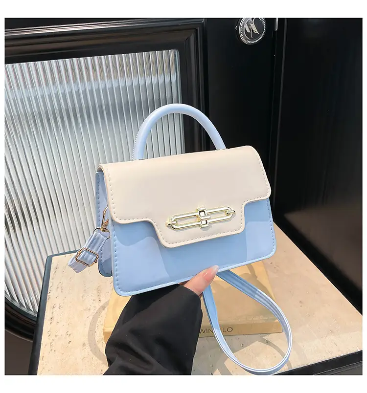 Spring Blue White Shoulder Crossbody Bag with Gold Clasp - Image 2