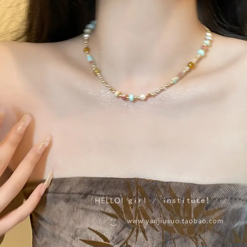 Luxury Pearl Clavicle Chain with Shaking Sound & Burst Effect - Image 13