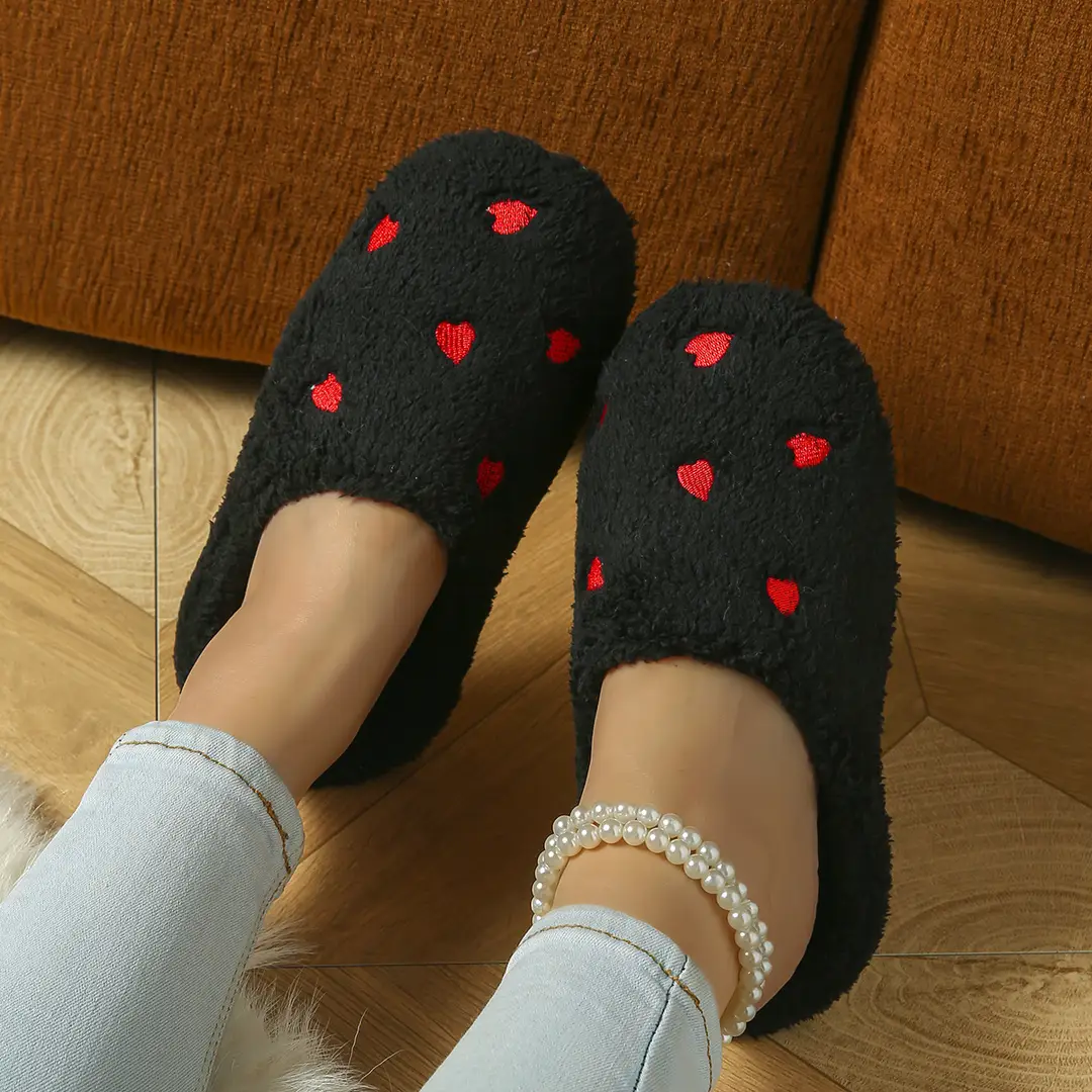 Cross-Border Small Heart-Shaped Soft-Soled Cotton Slippers, Warm and Comfortable, Winter Indoor Home Flat-Soled, Export Wholesale, Closed-Toe, Simple Design — feature 4