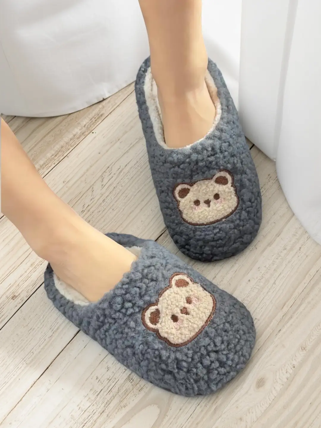 Cross-Border Small Heart-Shaped Soft-Soled Cotton Slippers, Warm and Comfortable, Winter Indoor Home Flat-Soled, Export Wholesale, Closed-Toe, Simple Design