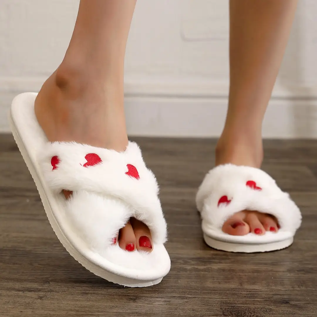 Cross-border explosion generation cross belt furry four seasons love ladies warm indoor fashion girls cotton slippers — feature 1