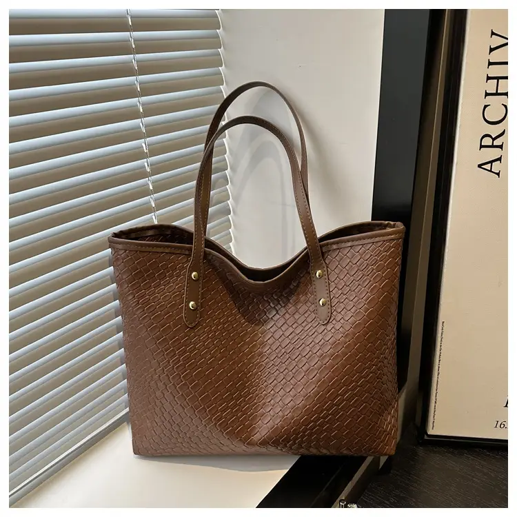 Trendy Brown Woven Shoulder Tote Bag Large Capacity — feature 19