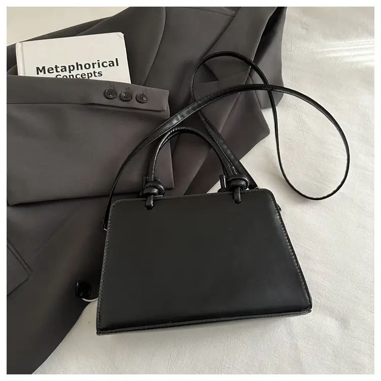 2026 Summer Shoulder Bag Tote Crossbody Leather Handbag Set — feature 14