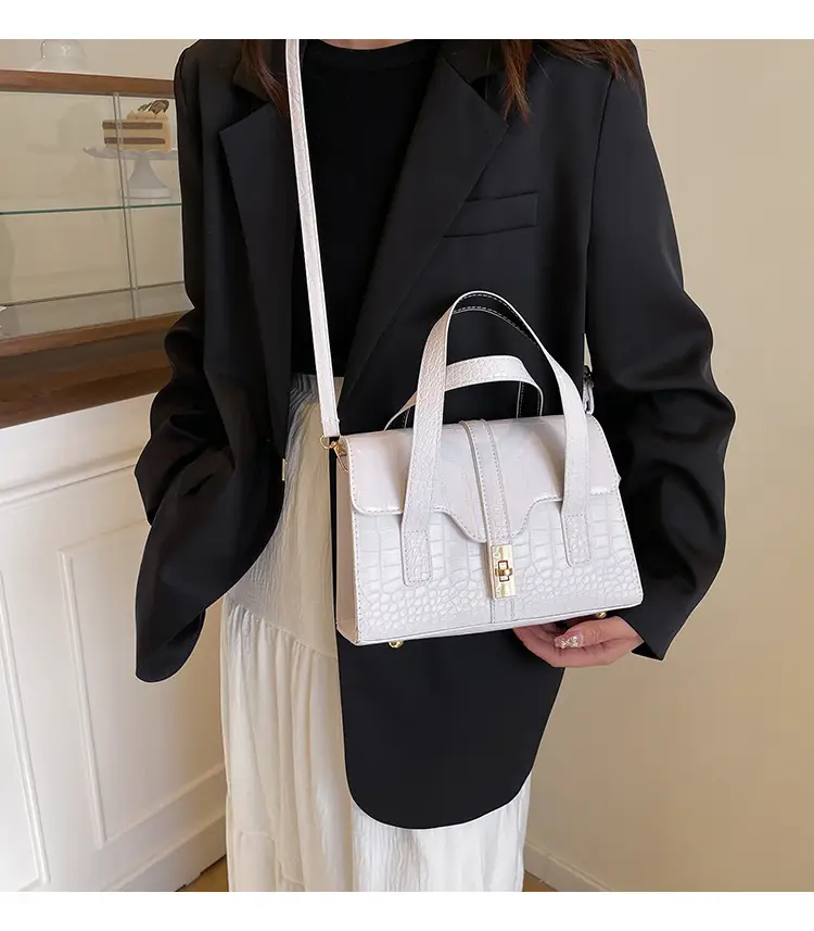 2025 Red Crocodile Bag for Women Commuter Shoulder Crossbody — feature 2