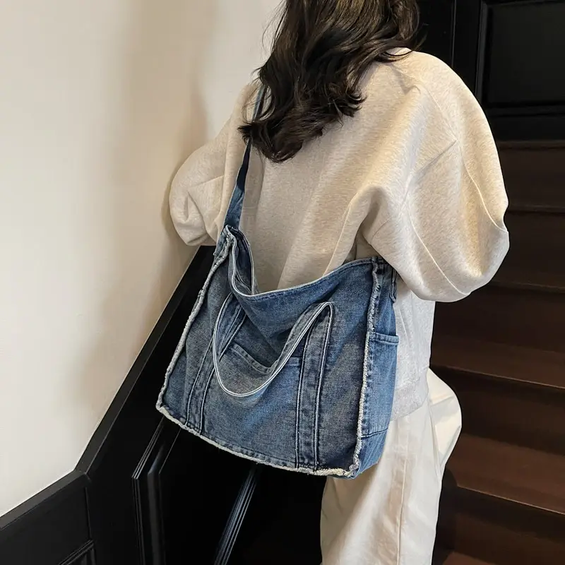 Denim Shoulder Bag Large Capacity Artistic Commuter Bag - Image 7