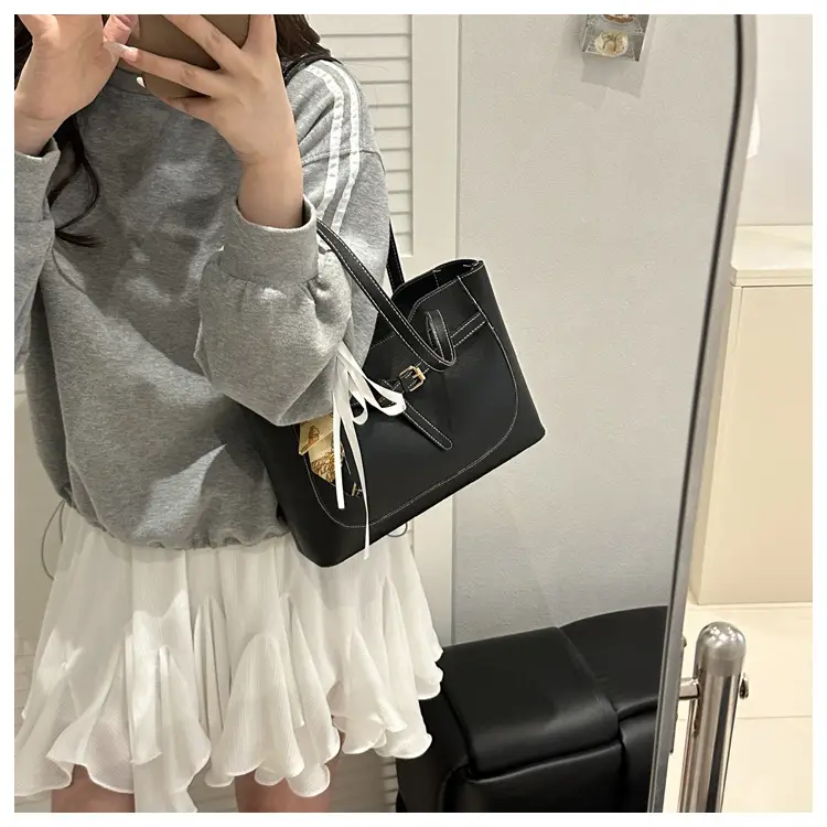 Women's Silk Scarf Bag with Large Capacity Shoulder Commuter Tote — feature 17