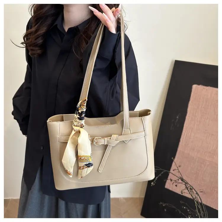 Women's Silk Scarf Bag with Large Capacity Shoulder Commuter Tote — feature 7