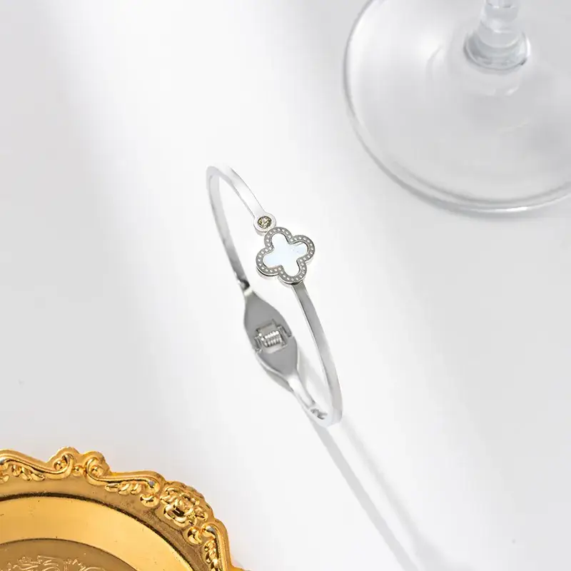 Silver Four-leaf Clover Stud Earrings for Women - Image 12