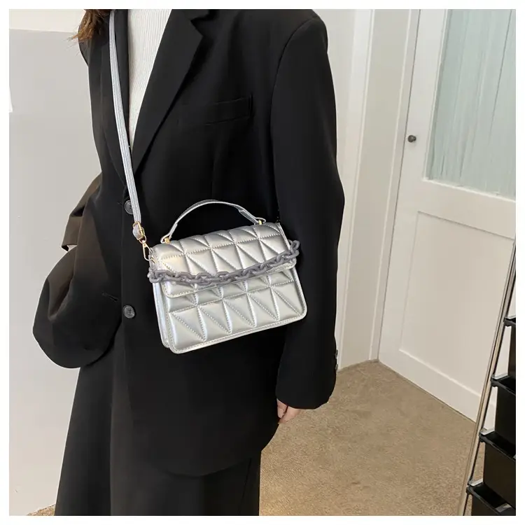 Black Quilted Chain Shoulder Bag for Women 2024 — feature 13