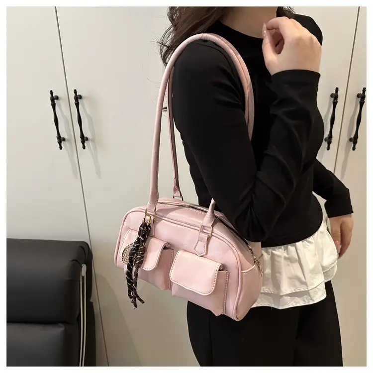 Vintage Distinctive Commuter Handbag 2025 New — feature 10