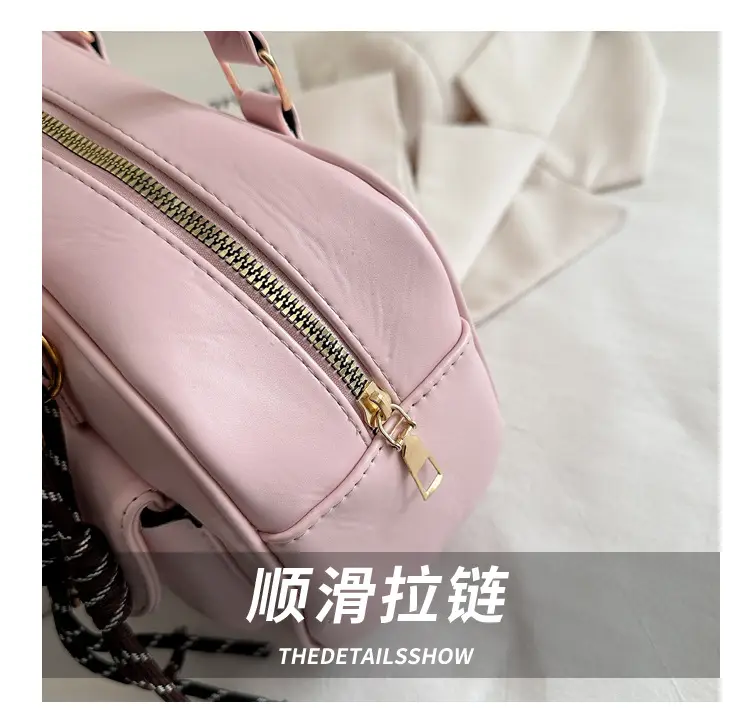 Vintage Distinctive Commuter Handbag 2025 New — feature 5