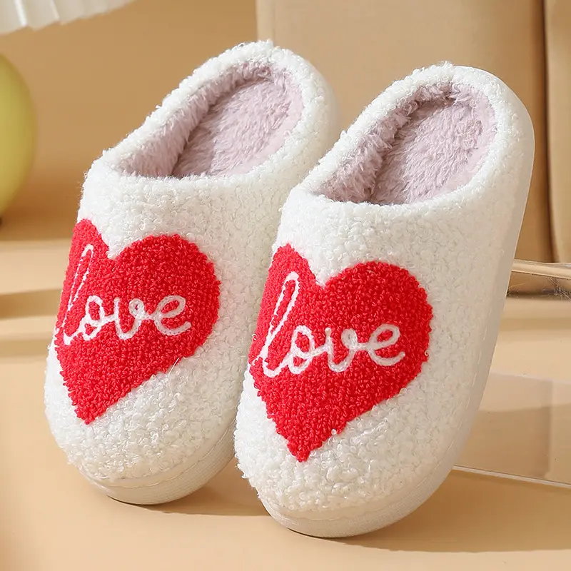 2025 Cross-Border Children's Cotton Slippers with Heart Design for Girls, Thick Cartoon Home Plush Heart Cotton Slippers Temu