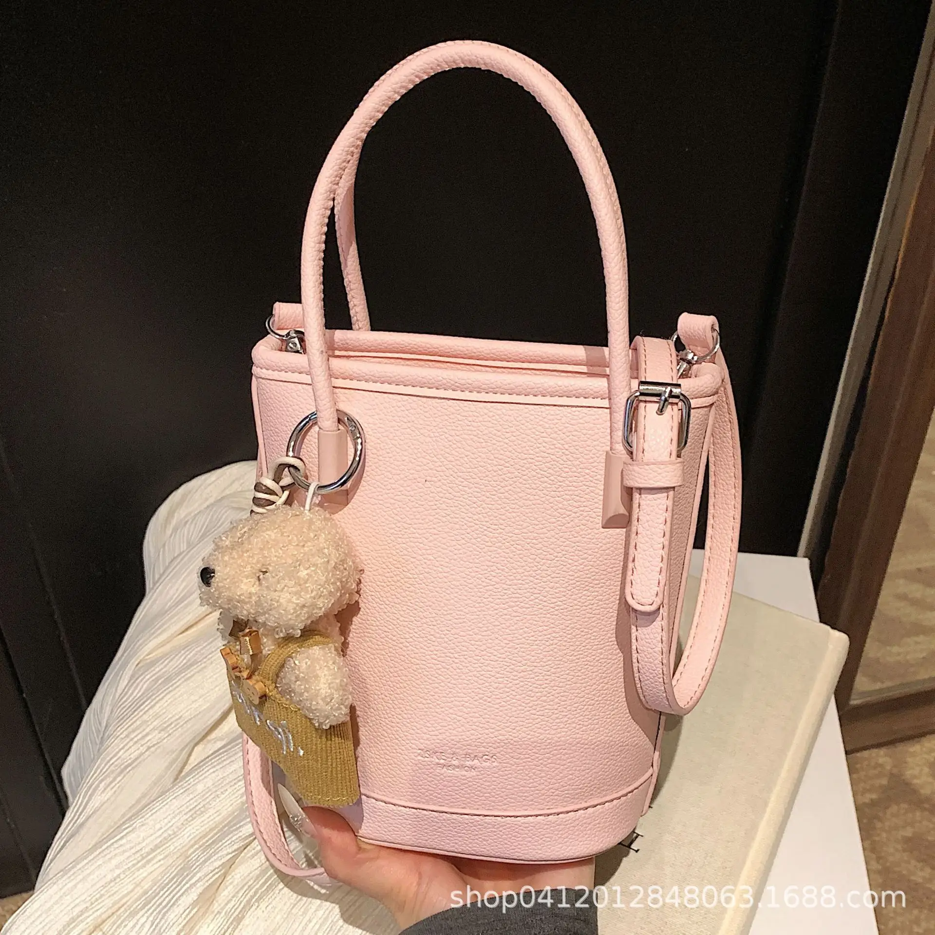 Beige Soft Leather One-Shoulder Crossbody Bag for Women