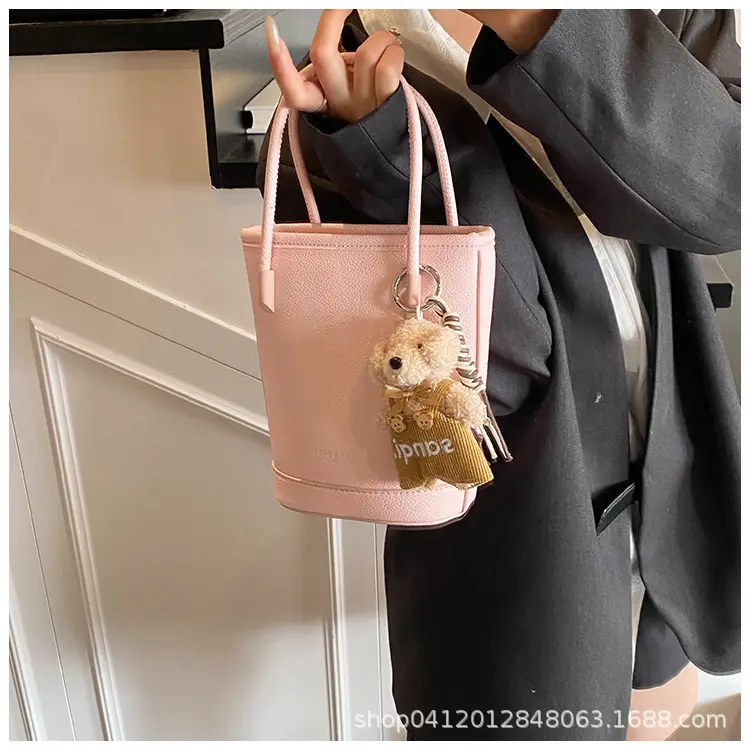 Beige Soft Leather One-Shoulder Crossbody Bag for Women — feature 14