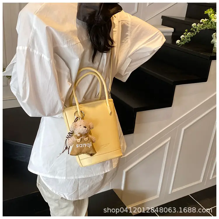 Beige Soft Leather One-Shoulder Crossbody Bag for Women — feature 21