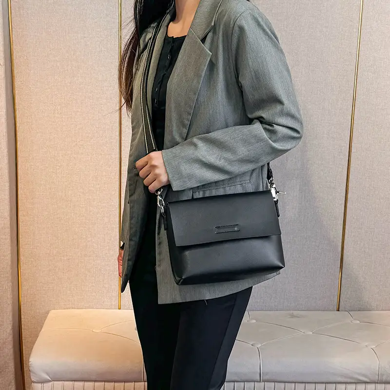 Black Leather Crossbody Bag for Women 2025 New Style - Image 5