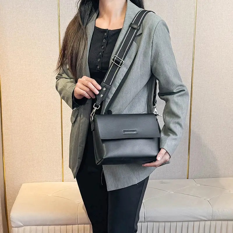 Black Leather Crossbody Bag for Women 2025 New Style - Image 6