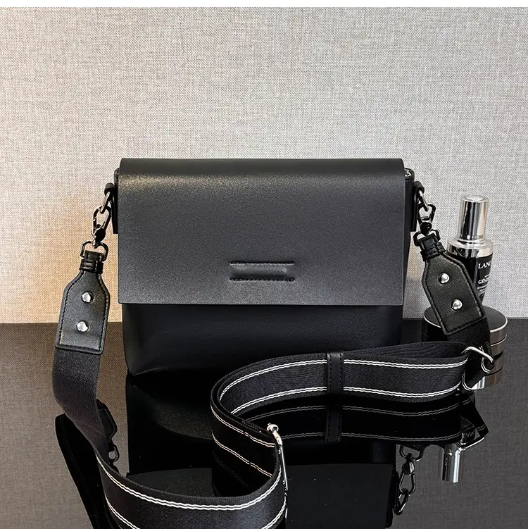 Black Leather Crossbody Bag for Women 2025 New Style — feature 10