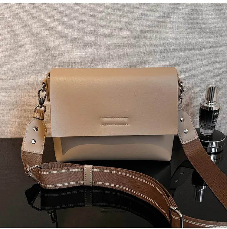 Black Leather Crossbody Bag for Women 2025 New Style — feature 13