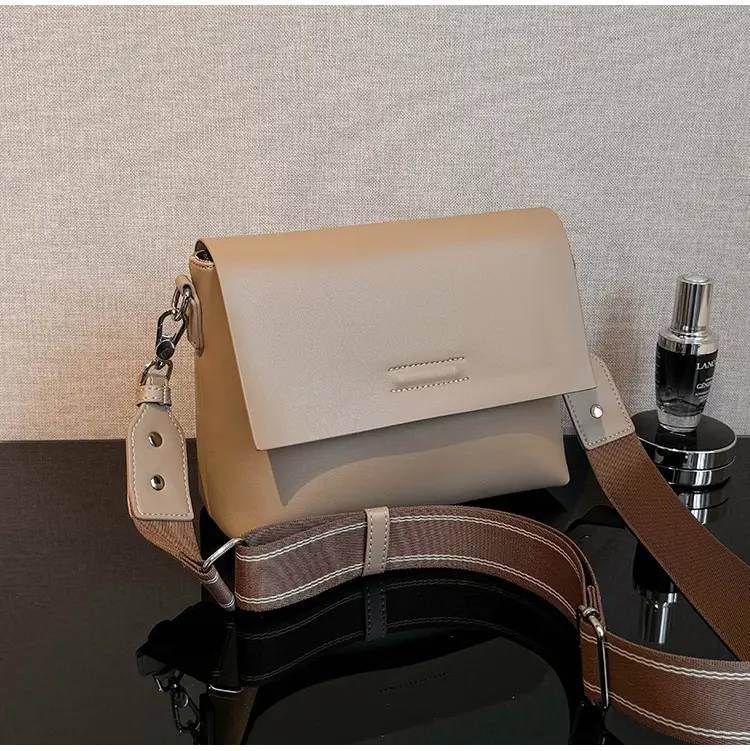Black Leather Crossbody Bag for Women 2025 New Style — feature 15