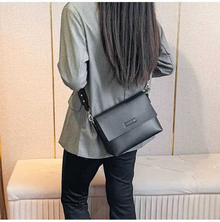 Black Leather Crossbody Bag for Women 2025 New Style — feature 7
