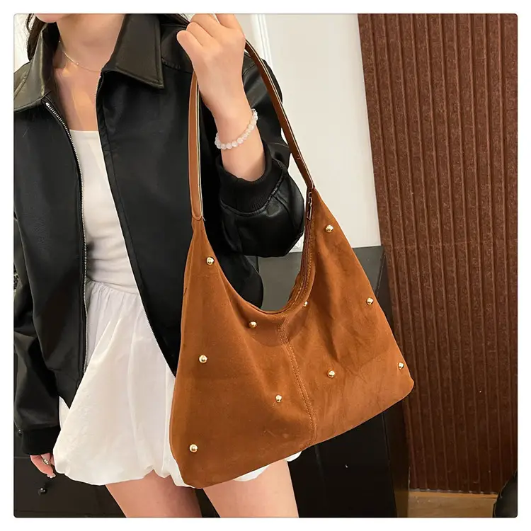 2025 Women's Beige Pearl Embellished Shoulder Bag — feature 11