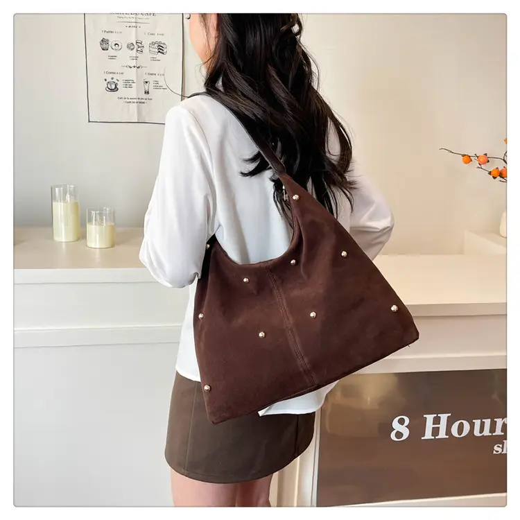 2025 Women's Beige Pearl Embellished Shoulder Bag — feature 18