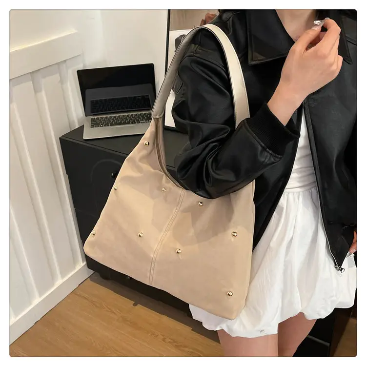 2025 Women's Beige Pearl Embellished Shoulder Bag — feature 23
