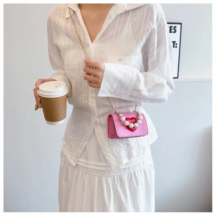 Korean Style Love Heart Crossbody Bag for Girls Girls — feature 15