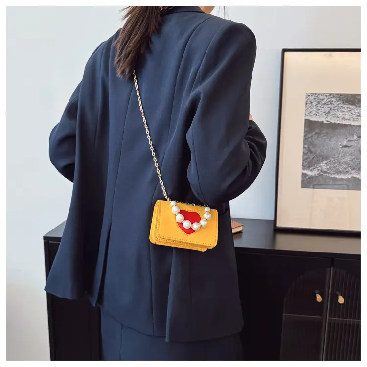 Korean Style Love Heart Crossbody Bag for Girls Girls — feature 17