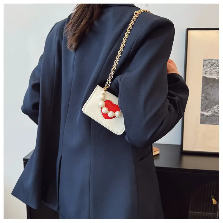 Korean Style Love Heart Crossbody Bag for Girls Girls — feature 20