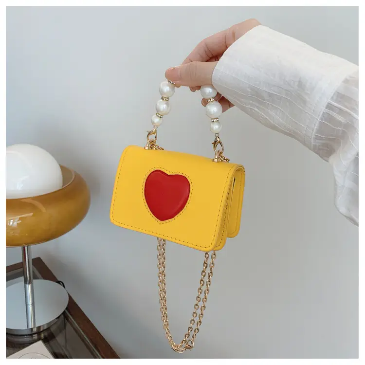 Korean Style Love Heart Crossbody Bag for Girls Girls — feature 33