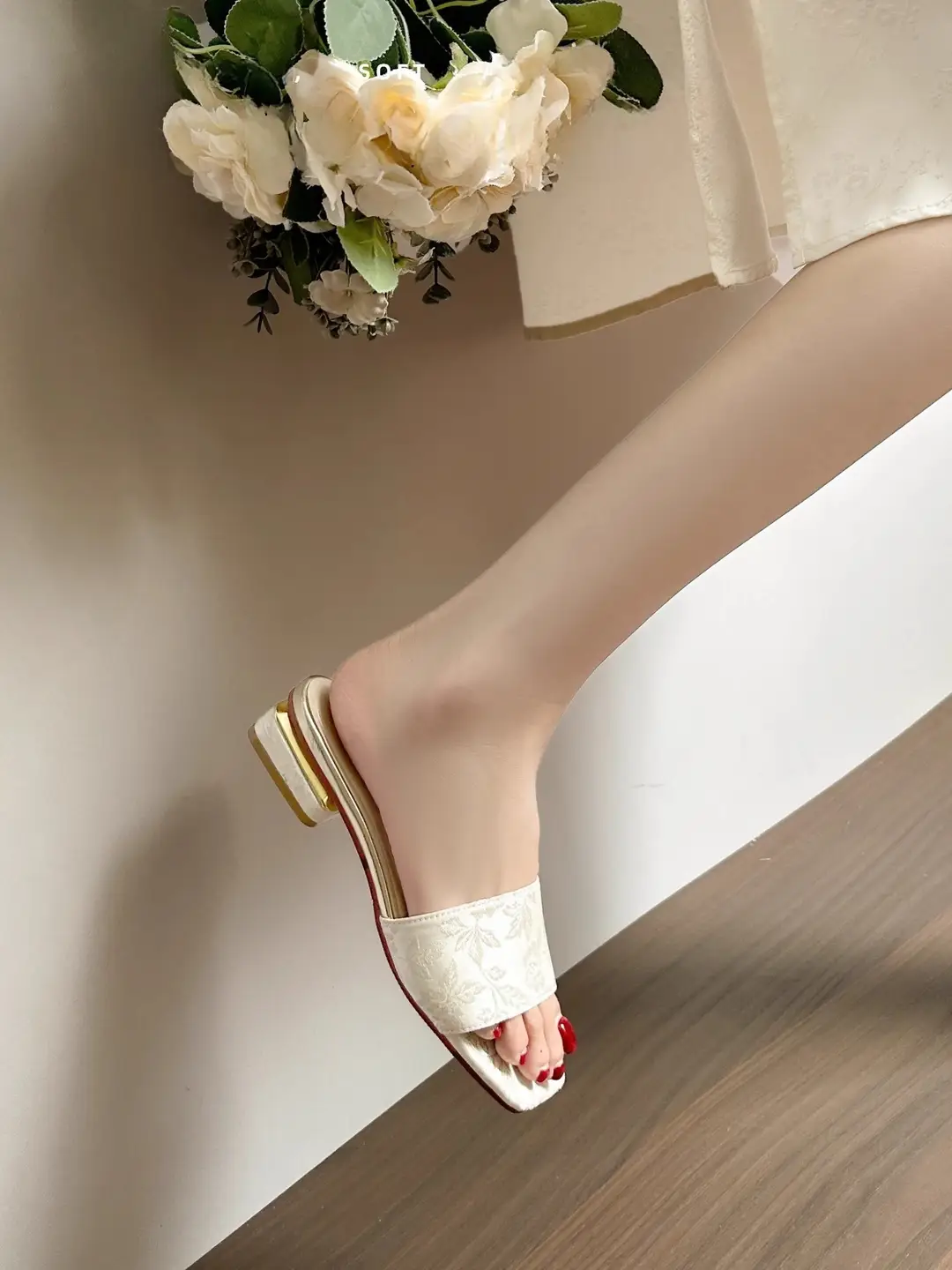 2026 Spring and Summer Fashionable Outdoor Flat Sandals New Chinese Style Versatile Chunky Heel Slippers for Women — feature 5
