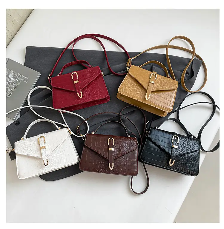 2025 Croc Pattern Shoulder Crossbody Bag Brown White Black β feature 8