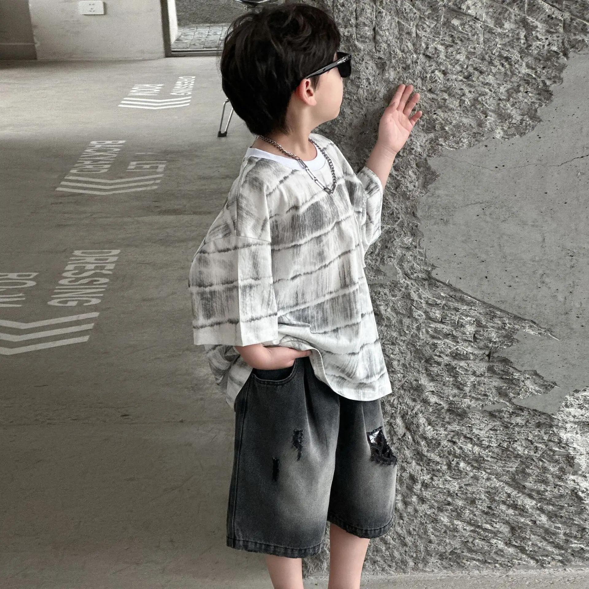 Boys Pure Cotton Tie-Dye Short Sleeve T-Shirt Medium — feature 10