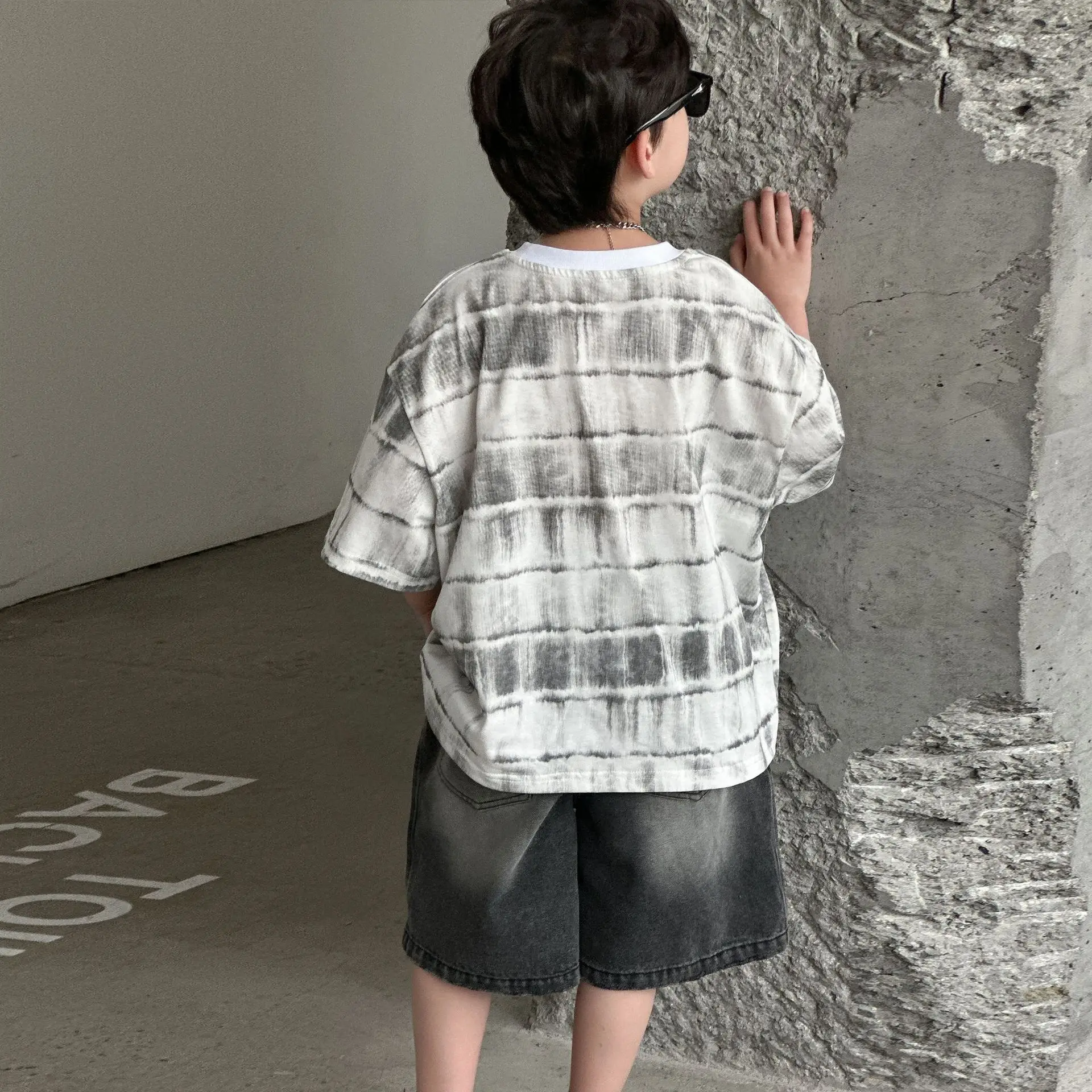 Boys Pure Cotton Tie-Dye Short Sleeve T-Shirt Medium — feature 7