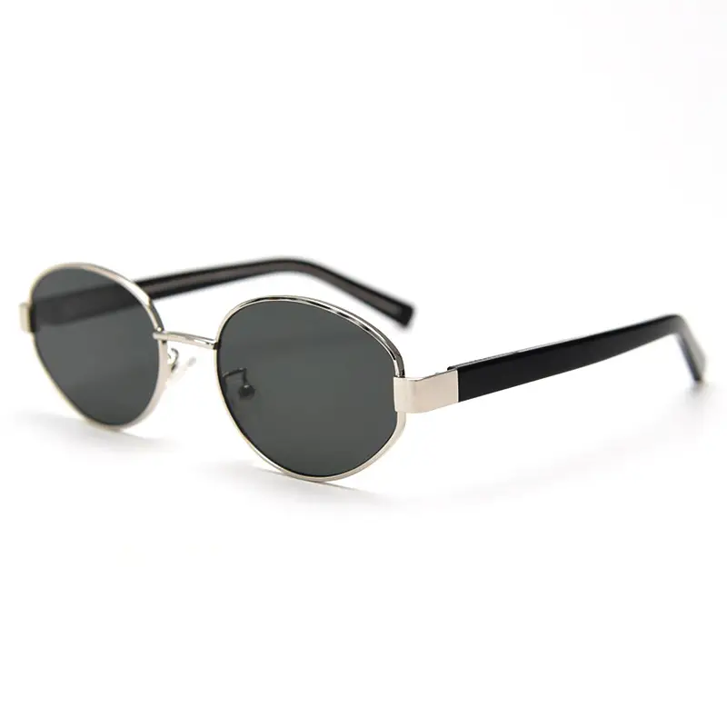 Women's UV400 Metal Sunglasses with Tortoise Gate Frames - Image 2
