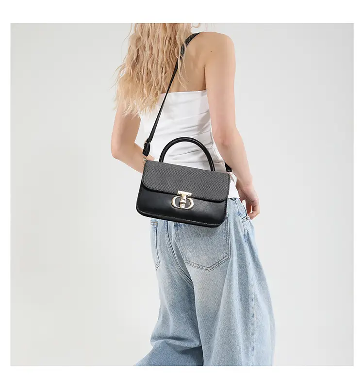 Green Textured Lock Buckle Shoulder Bag for Women — feature 21