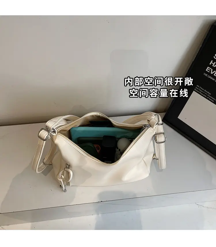 Korean Style Gold Leather Tote Bag 2025 — feature 10