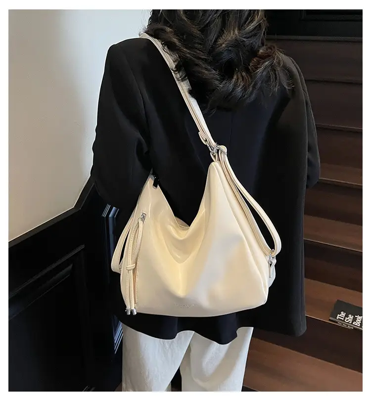 Korean Style Gold Leather Tote Bag 2025 — feature 5