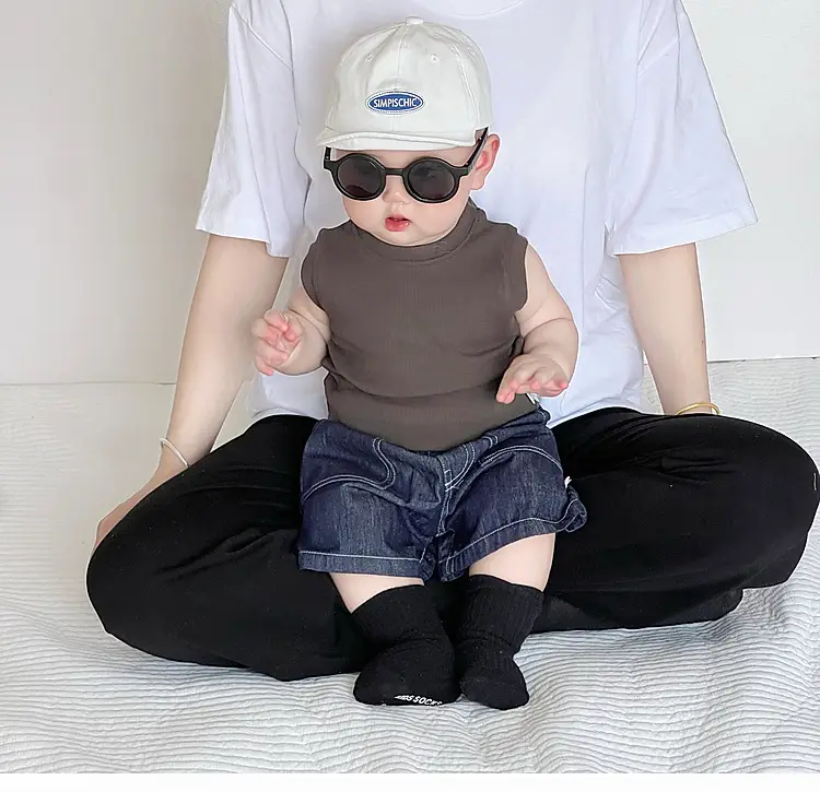 Boys Vest Summer T-shirt Solid Color Sleeveless Top — feature 1