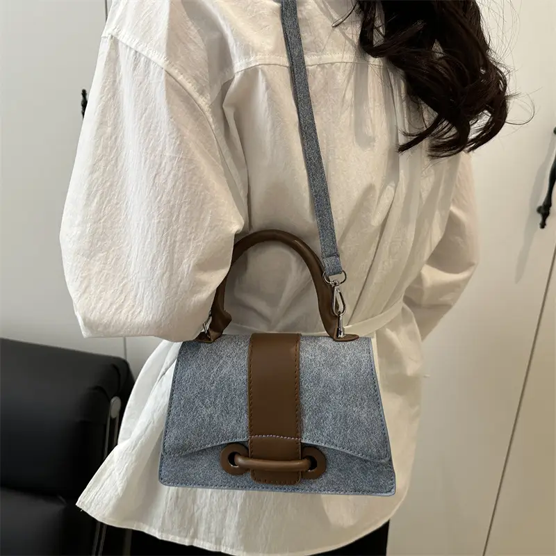 Vintage Blue Leather Shoulder Bag for Women - Image 4