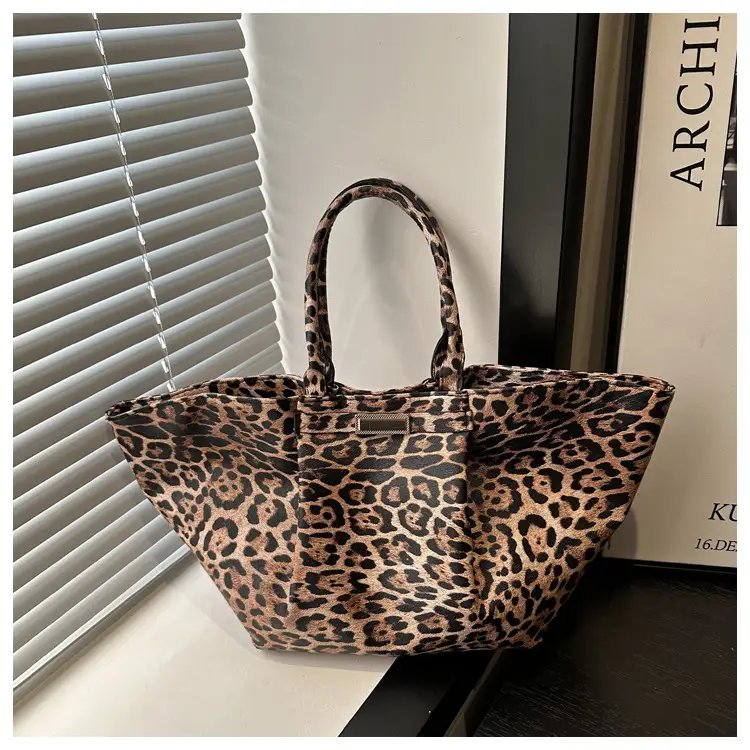 2025 Leopard Print Large Shoulder Bag for Women — feature 21