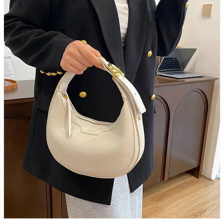 Minimalist Brown Leather Shoulder Bag with Adjustable Strap — feature 14