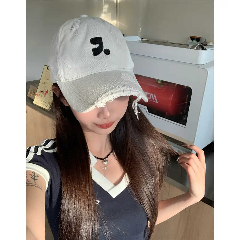 Susu Cherry Embroidered Baseball Cap Black - Image 10